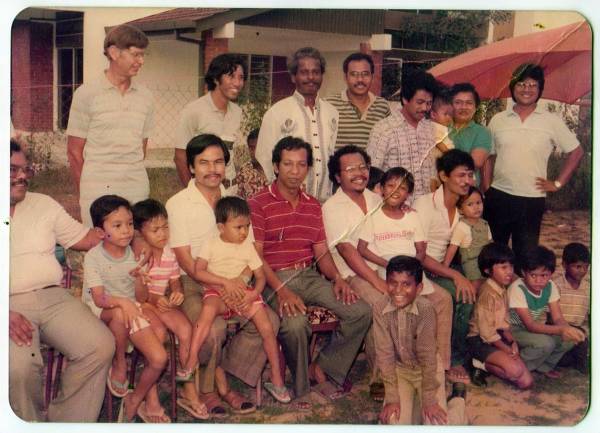 Rukun Tetangga Seksyen 3 di Jalan 3/2, BBB, 1985