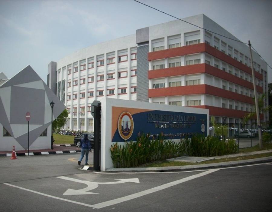 block-e-entrance.jpg