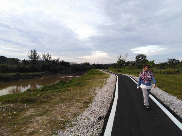 Denai Sungai Langat, UKM/BBB (Sazli Shaharir, 2021) Denai Sungai Langat, UKM/BBB (Sazli Shaharir, 2021)