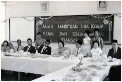 rasmi11.jpg